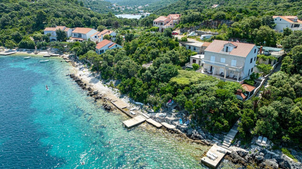 Apartments By The Sea Tri Zala, Korcula - 9237 Zrnovo Esterno foto